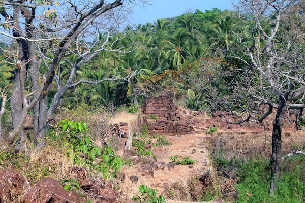 Ruinerna av fort-cabo de rama i södra goa — Stockfoto