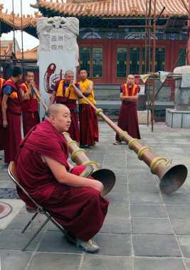 Hohhot, İç Moğolistan - jule 12: rahipler hazırlamak için bir