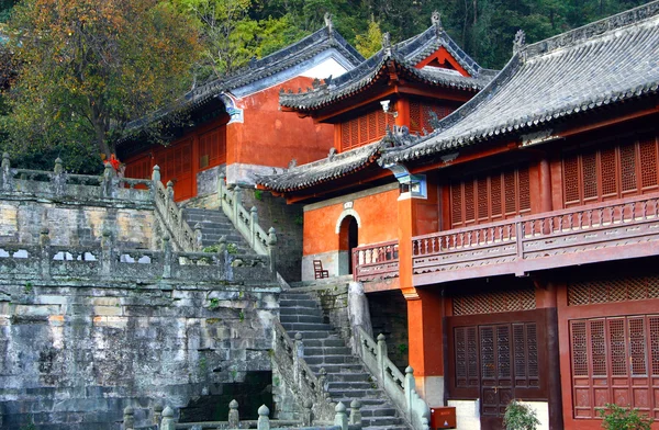 Mor bulut tapınakta Wudan dağlar, hubei Eyaleti, Çin