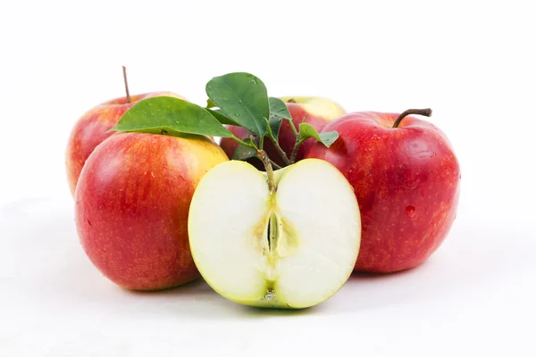 Fresh apples with half — Stock Photo, Image
