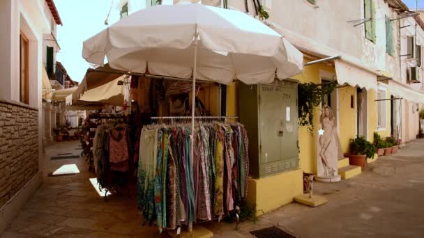 Μικρά καταστήματα στο χωριό των Παξών — Αρχείο Βίντεο