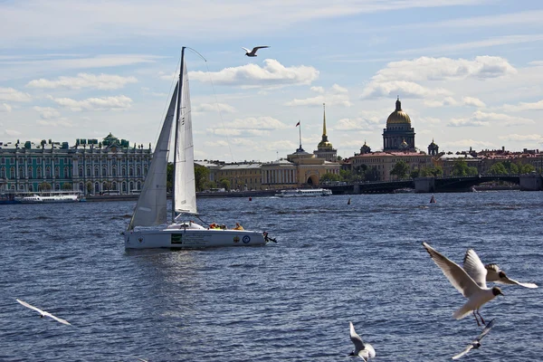Neva. Saint-Petersburg