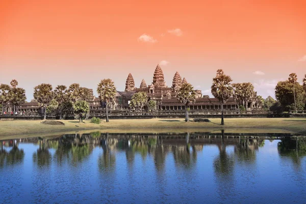 Paisaje Verano Angkor Complejo Templo Hindú Dedicado Dios Vishnu Filtro —  Fotos de Stock