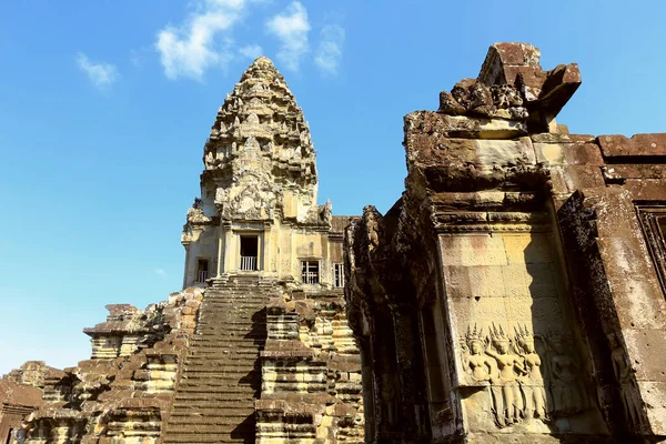 Paisaje Verano Angkor Complejo Templo Hindú Dedicado Dios Vishnu —  Fotos de Stock