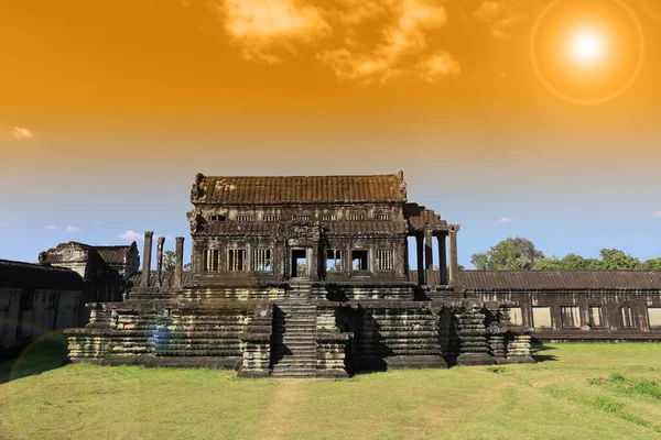 Sommarlandskap Angkor Hindu Tempel Komplex Tillägnad Guden Vishnu Instagram Filter — Stockfoto