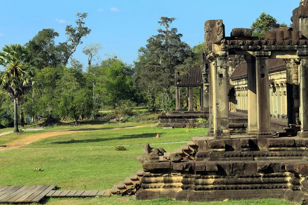 Letní Krajina Angkor Hinduistický Chrámový Komplex Věnovaný Bohu Višnu — Stock fotografie