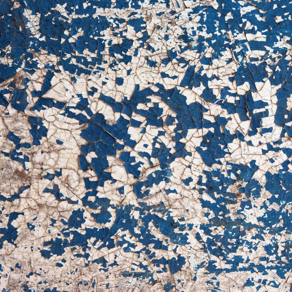 Eski Harap Duvarın Beyaz Maviye Boyanmış Makro Izole Edilmiş Parçası — Stok fotoğraf