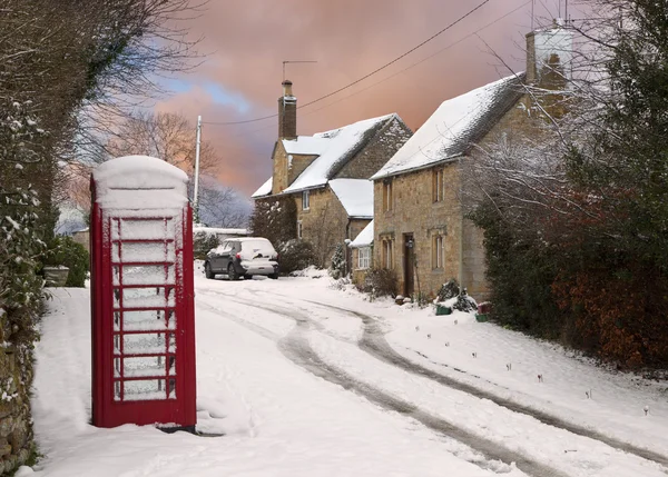 Cotswold casas de campo na neve — Fotografia de Stock