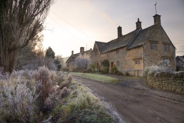 Cotswold kır evi kış