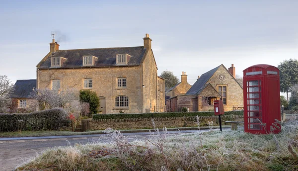 Cotswold pueblo en invierno —  Fotos de Stock