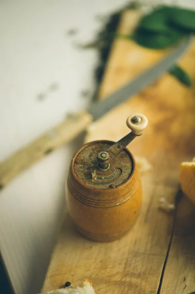 Pepper mill — Stock Photo, Image