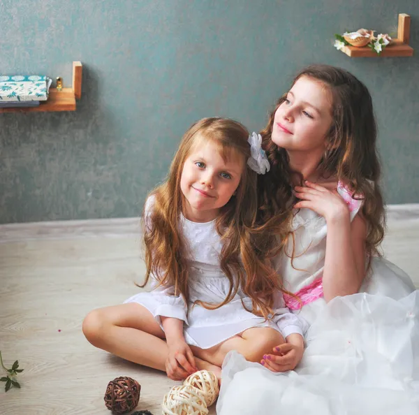 Sisters little — Stock Photo, Image