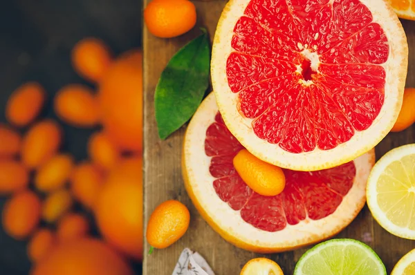 Citrus fruits — Stock Photo, Image