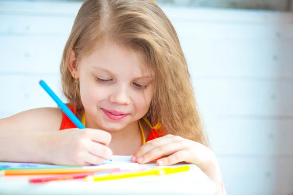 Girl draw — Stock Photo, Image