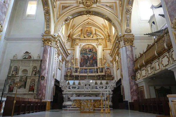 Interior Catedral Matera Presbiterio Con Altar Mayor Con Decoraciones Color — Foto de Stock