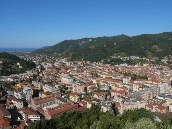 Panorama Van Codena Uitkijkpunt Stad Carrara Tyrreense Zee Stockafbeelding