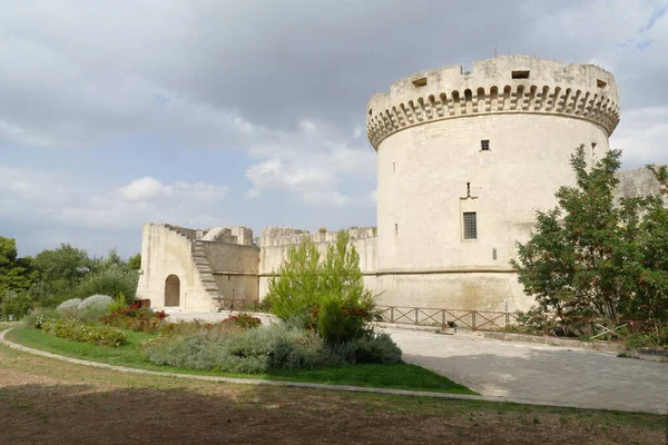 Κάστρο Tramontano Matera Πίσω Πλευρά Μεγάλους Κυκλικούς Πύργους Που Χτίστηκε — Φωτογραφία Αρχείου