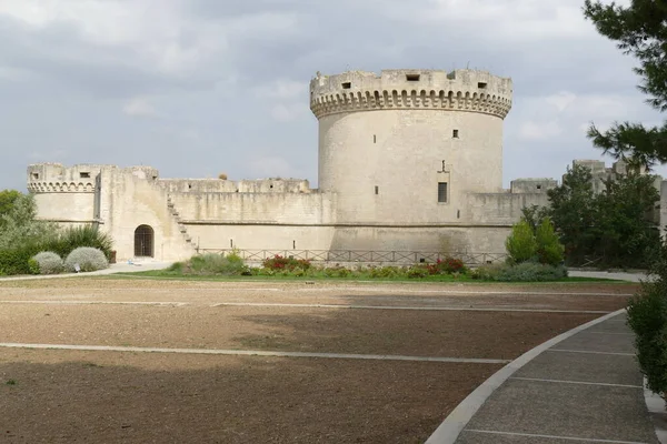 Castello Tramontano Matera Lato Posteriore Con Grandi Torri Circolari Costruite — Foto Stock