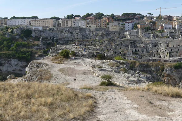 Πανόραμα Για Matera Και Στο Φαράγγι Σκαλισμένα Από Τον Ποταμό — Φωτογραφία Αρχείου