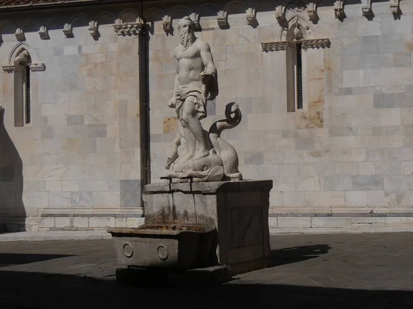 Fuente Del Gigante Plaza Catedral Carrara Está Hecha Mármol Representa — Foto de Stock