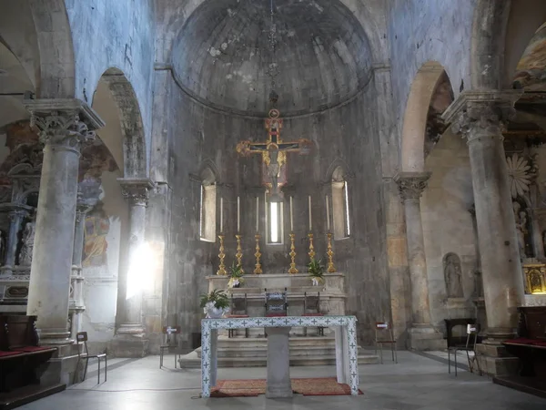 Interior Catedral San Andrés Con Tres Naves Con Arcos Columnas — Foto de Stock