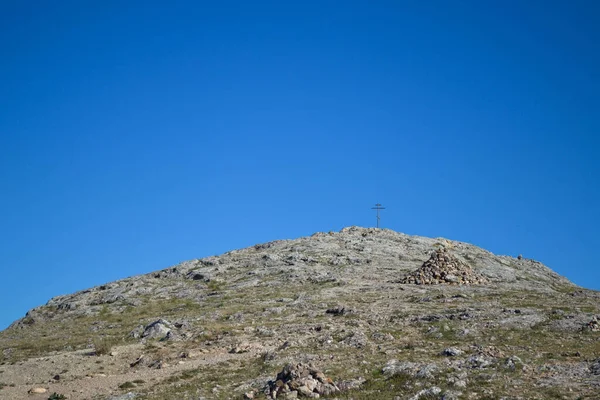 Peregrinação Topo Colina Alta Nas Montanhas Costa Sul Onde Cruz — Fotografia de Stock