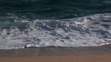 Beyazlatıcı ön görünümde dalgalar, 8 kez yavaş çekim 