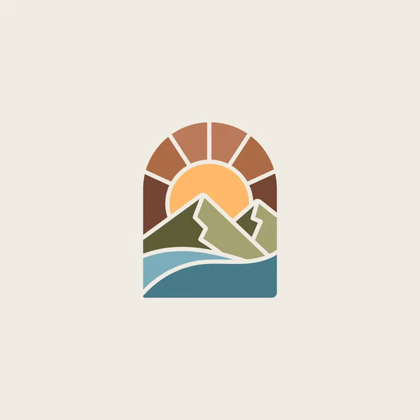 Montagne Mer Océan Vague Soleil Pour Vintage Adventure Outdoor Symbole — Image vectorielle