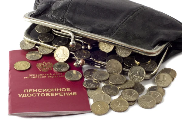 Russische pensioen certificaat en portemonnee met geld — Stockfoto