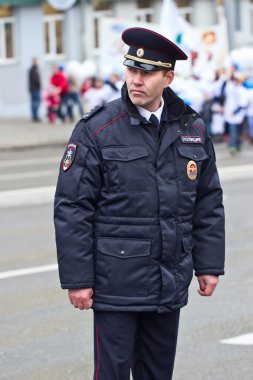 Polis tatilde