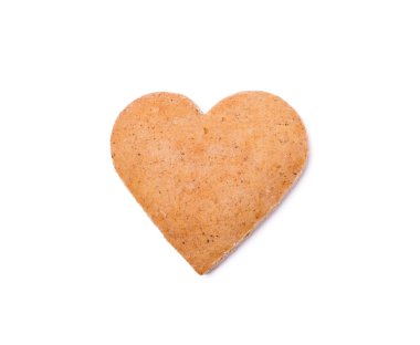 Beyaz arka plan üzerinde izole gingerbread kalp