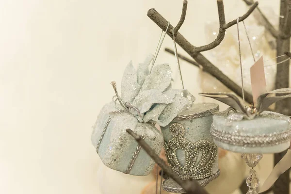 Close up of Christmas decorations with delicate blue toys on the branch — Stock Photo, Image