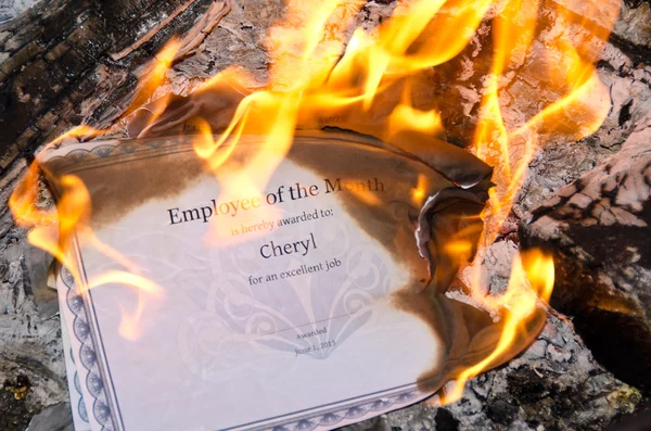 Certificat d'employé brûlé du mois — Photo