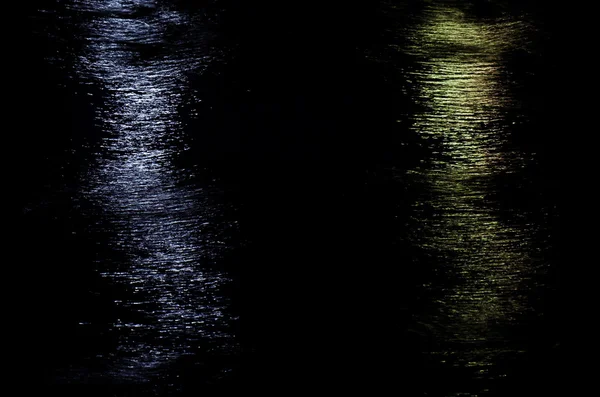 Natur abstrakt - reflekterat ljus i mörkret — Stockfoto