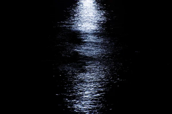 暗闇の中自然の要約 - 反射光 — ストック写真