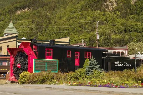 Staré sněhové frézy vlak v skagway alaska — Stock fotografie