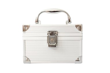 Beyaz arka plan üzerinde izole kozmetik kutusu