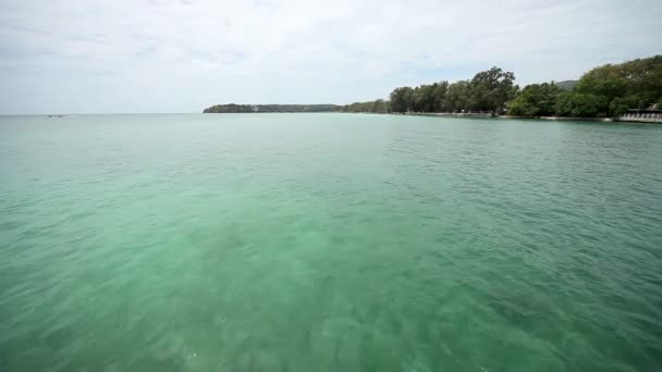 Meeresküste auf der Insel Phuket. Thailand — Stockvideo