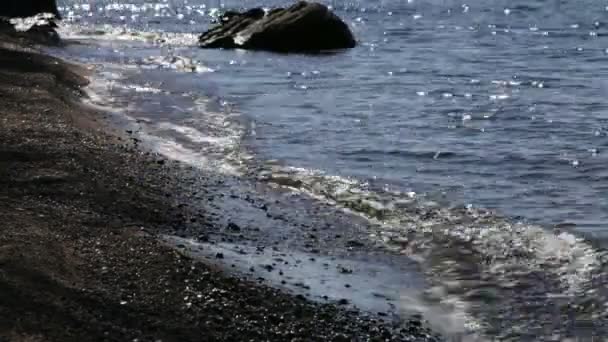 砂浜海岸のビジュアルエフェクト サーフ水 — ストック動画
