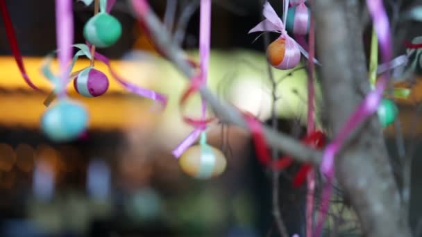 Décoration du restaurant pour célébrer Pâques Clip Vidéo