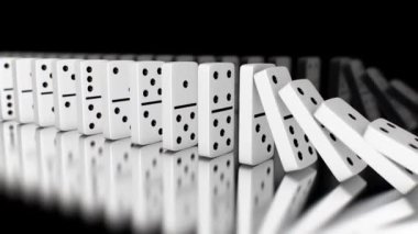 Yavaş Hareketli Zincir Tepkimesi Konseptinde Düşen Domino Çizgisi - 4K Kusursuz VJ Döngü Hareketi Arkaplan Canlandırması