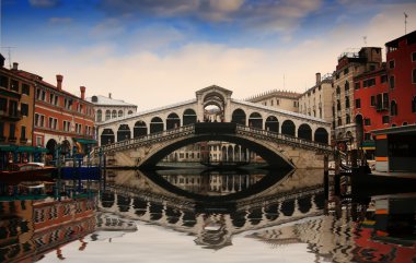 Bridge of Rialto in the Grand Canal of Venice clipart
