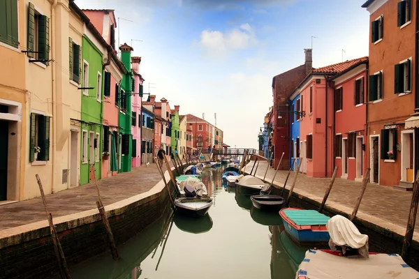 Canals and streets of Burano island — Stock Photo, Image