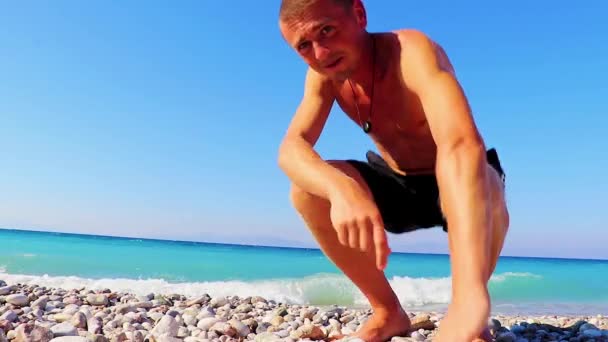 Russian Tourist Traveler Goes Swimming Water Kremasti Kite Beach Turquoise — Stock Video