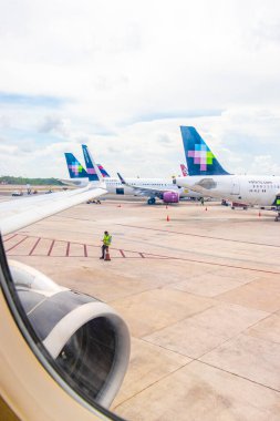 Cancun Meksika 06. Ağustos 2021 Cancun, Meksika 'dan San Jose' ye Cancun havaalanından Kosta Rika 'ya Volaris ile uçun..
