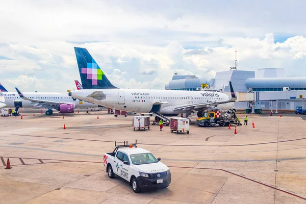 Cancún México Agosto 2021 Vuele Con Volaris Desde Cancún México — Foto de Stock