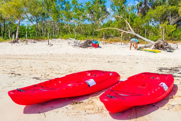 Playa Del Carmen Mexico October 2021 Red Canoes Tropical Mexican — Stock Photo, Image