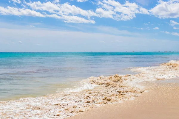 Playa Tropical Mexicana Con Fuertes Olas Agua Azul Turquesa Playa — Foto de Stock