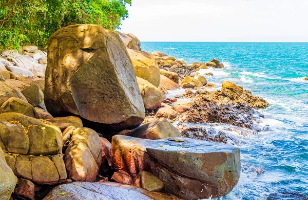 Khao Lak Khuekkhak Takua Pa Phang-nga Tayland 'daki Lam ru Lamru Milli Parkı' nın muhteşem sahil manzarası ve manzarası..