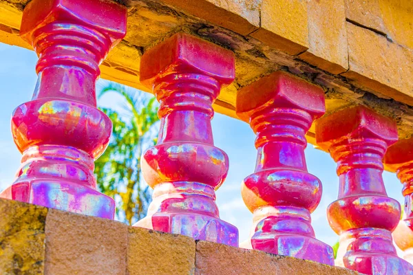 Schöne Bunte Goldene Architekturdetails Rosa Säulen Wat Phadung Tham Phothi — Stockfoto
